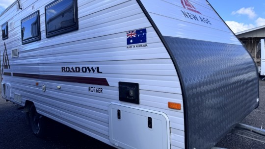 NEW AGE ROAD OWL 18' CARAVAN 2018