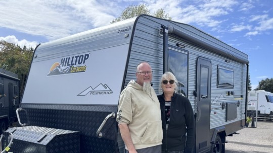 Hilltop Feathertop Caravan